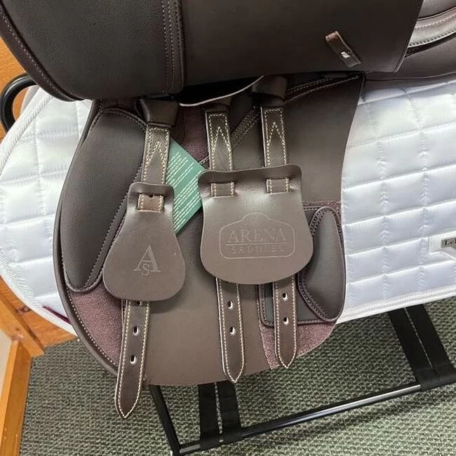 Demo - Arena All Purpose Saddle - Brown - 17.5" 4 Demo - Arena All Purpose Saddle - Brown - 17.5" - Image 2