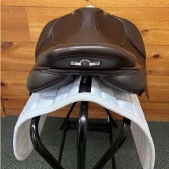 Demo - Bates Caprilli Close Contact Heritage Leather Saddle - Brown - 17.5" -Equestrian Supplies BCCCRBHCBR44 3